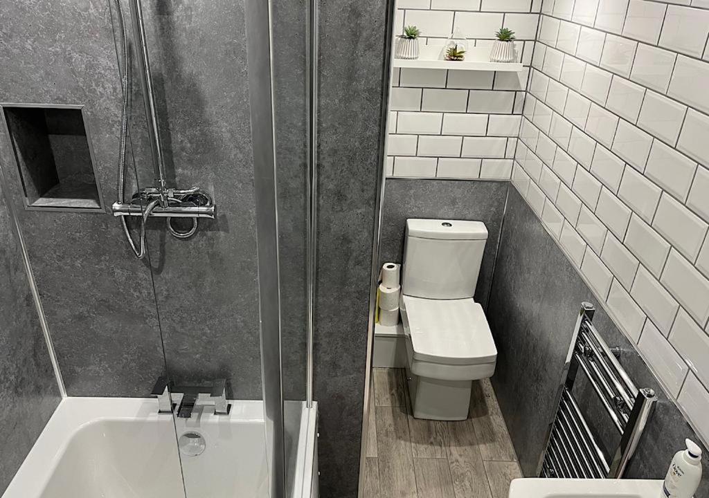 34 One Apartment Литам Сент Аннс Екстериор снимка