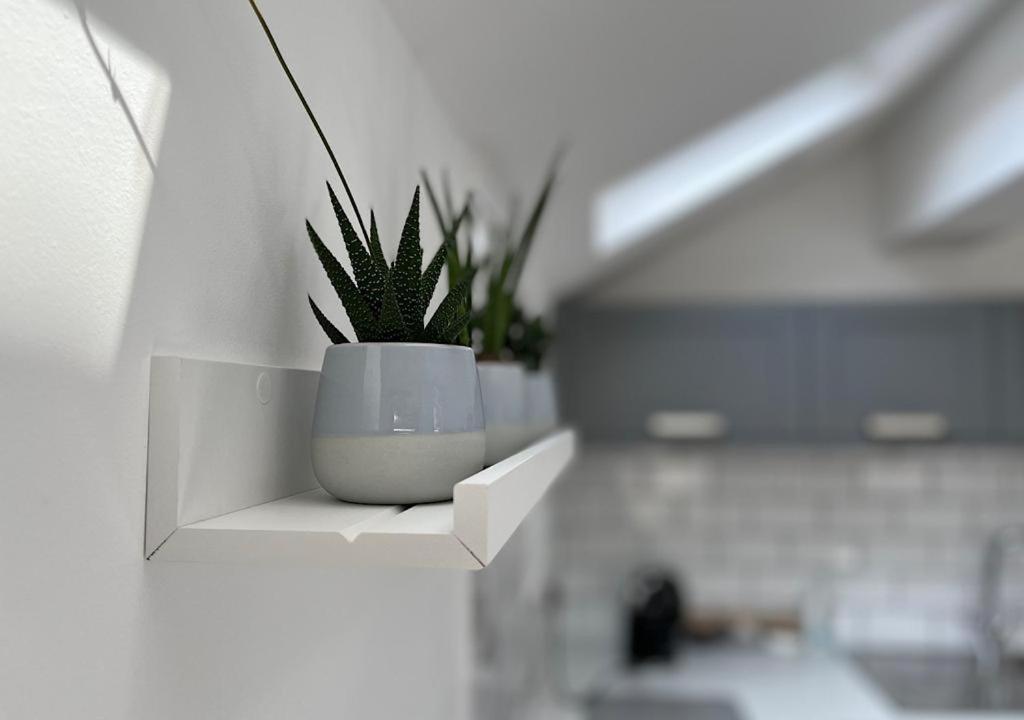 34 One Apartment Литам Сент Аннс Екстериор снимка